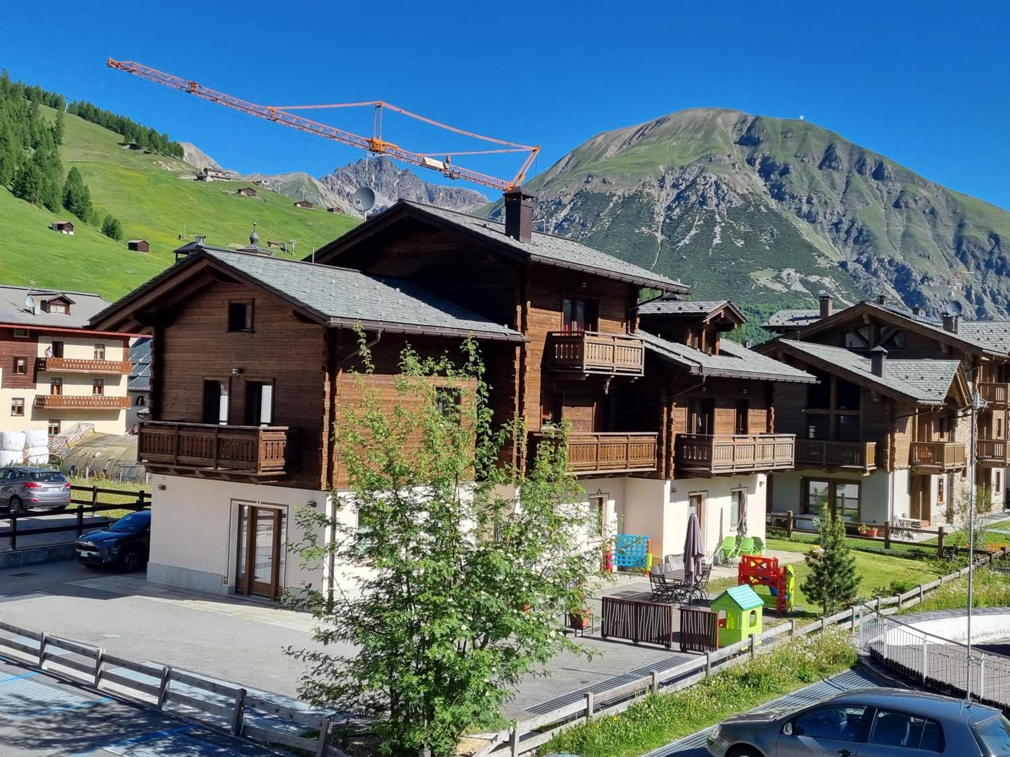 Al Camanel Apartman Livigno Kültér fotó